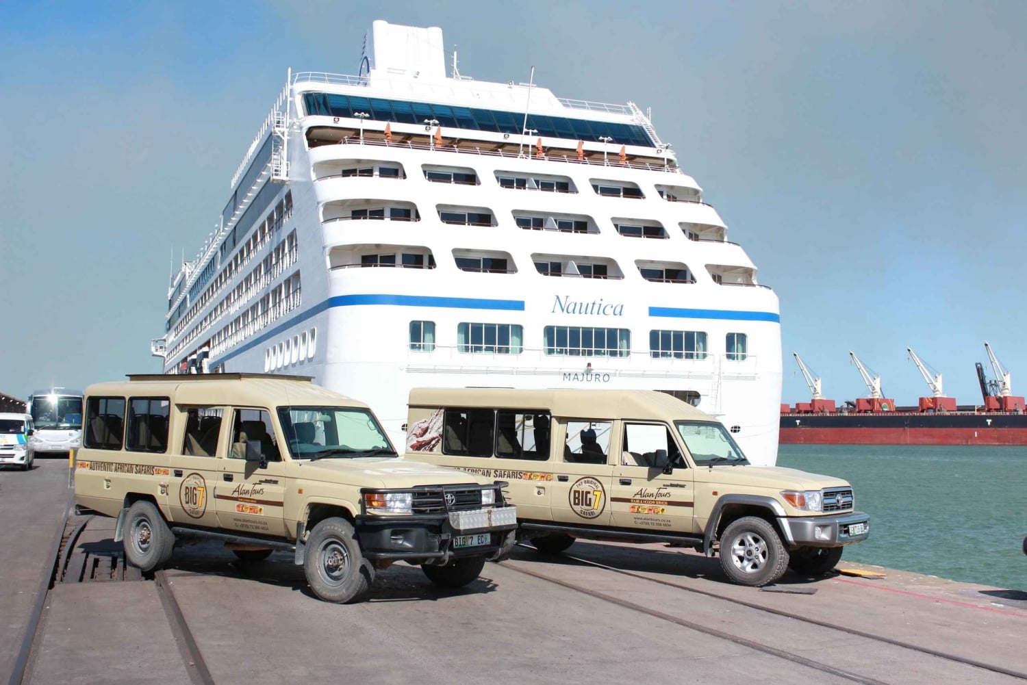 Port Elizabeth: Marine Safari & Addo Big 7 Shore Excursion