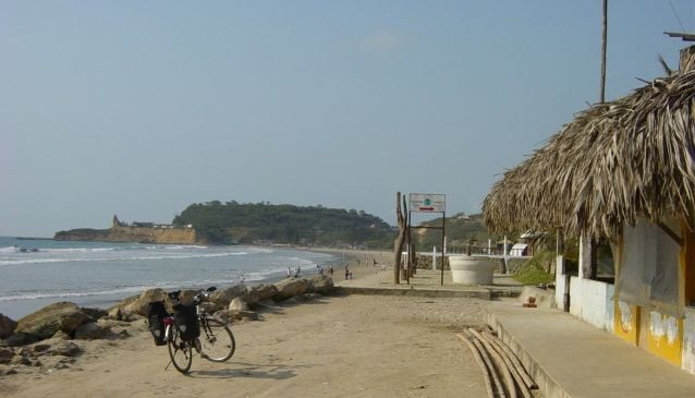 Montañita - photo credits: Martin Zeise