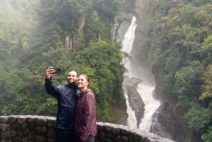 2-Day Private Tour from Quito:Baños and Quilotoa Lagoon