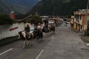 Banos: 3 Stunden Reiten mit Blick auf den Tungurahua