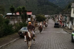 Banos: 3 uur paardrijden met uitzicht op Tungurahua
