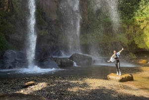 Baños: 8 Waterfall Route Tour with Lunch and Guide