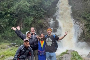 Baños: 8 Waterfall Route Tour with Lunch and Guide