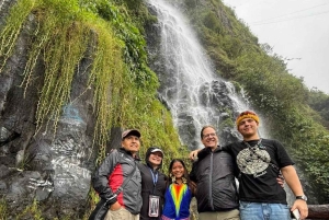 Baños: 8 Waterfall Route Tour with Lunch and Guide