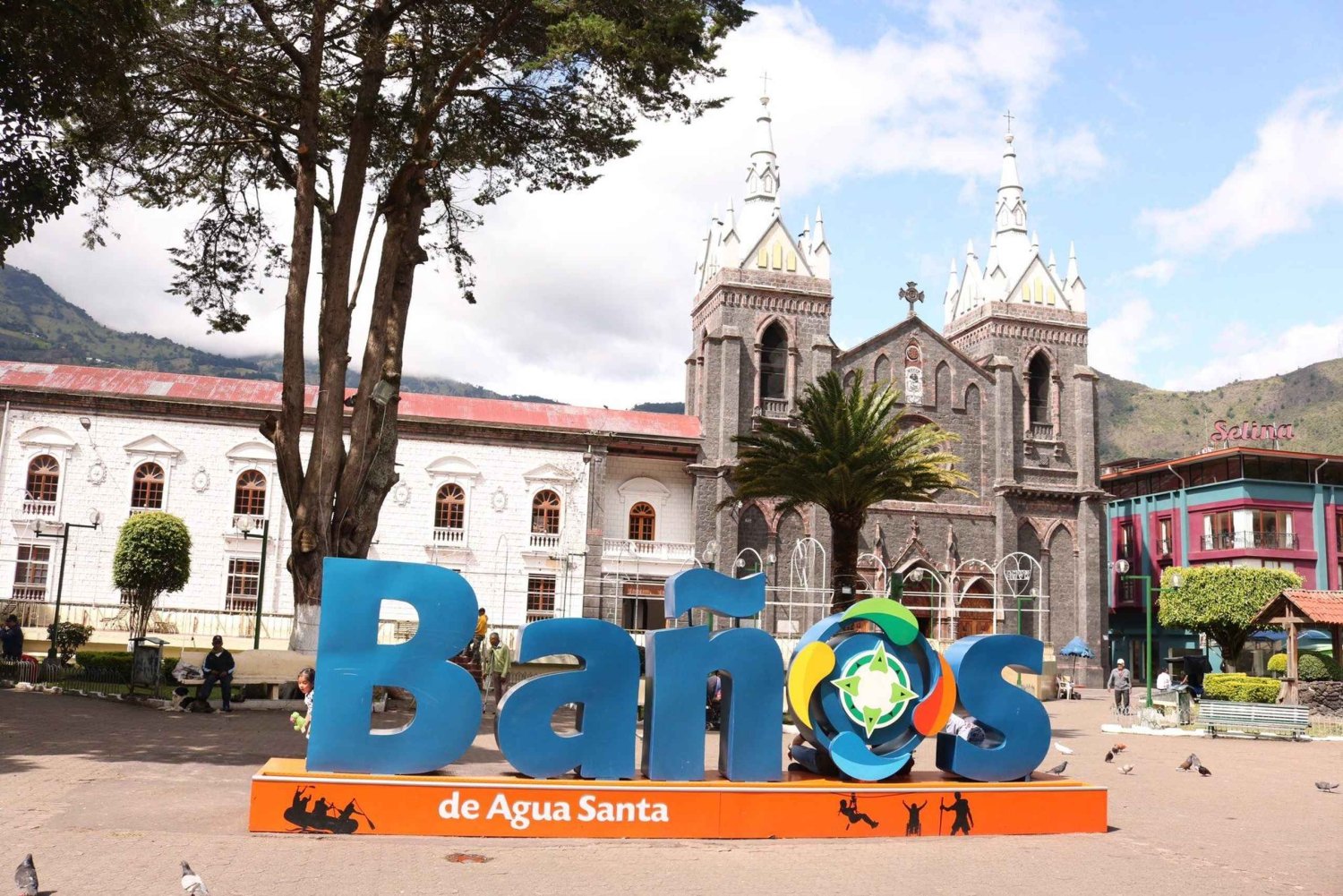 Baños: aventura, cachoeiras e cultura com acomodação