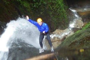 Baños: Canyoning nas cachoeiras Chamana ou Rio Blanco