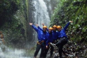 Baños: Canyoning nas cachoeiras Chamana ou Rio Blanco