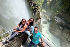 Bañosin kuuluisan vesiputousten reitin pyöräretki & lounas