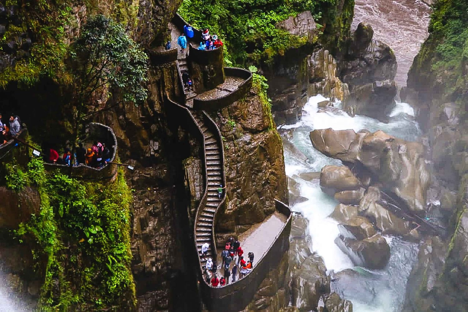 Depuis Quito : Visite d'une jounée à Baños, toutes entrées comprises