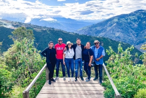 Fra Quito: Heldagstur til Baños inkludert alle innganger