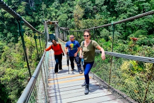 Fra Quito: Heldagstur til Baños inkludert alle innganger