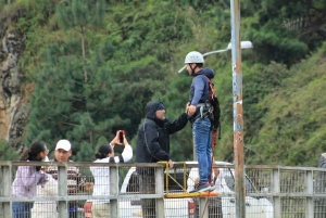 Baños: San Francisco Bridge Swing Jump Experience