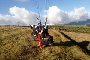 Banos: Scenic Ecuador Paragliding Experience