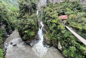 Bañosin vesiputousten reitti ja kuuluisa Pailon del Diablo & lounas