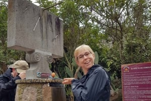 مغامرة مراقبة الطيور + جولة في مدينة كويتو ونصب خط الاستواء