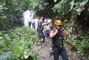 التجديف في الوديان في شمال غرب كيتو