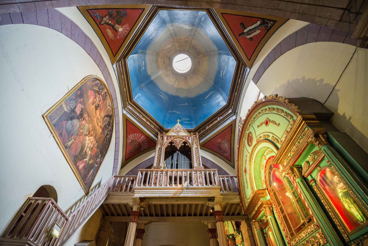 Tour privado de la Catedral Metropolitana de Quito con tickets de entrada