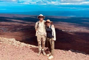 Partez à la conquête du volcan Sierra Negra ! Expédition dans les champs de lave