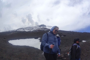 كوتوباكسي: جولة إرشادية للمشي لمسافات طويلة في الطبيعة والمغامرة