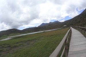كوتوباكسي: جولة إرشادية للمشي لمسافات طويلة في الطبيعة والمغامرة