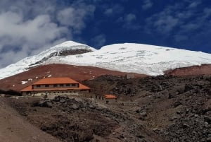 コトパクシ・ツアー（入場料と昼食付き）