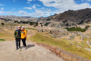 Cotopaxin tulivuori ja Quilotoa – sisältää liput/lounaan