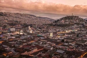 Descubre el latido de Quito y sitúate en la línea ecuatorial del mundo