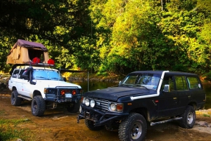 Ecuador: Toyota Land Cruiser 4x4 Rental with Driver