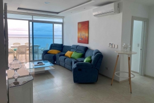 Esmeraldas: Tonsupa Beachfront Apartment with Jacuzzi: Tonsupa Beachfront Apartment with Jacuzzi