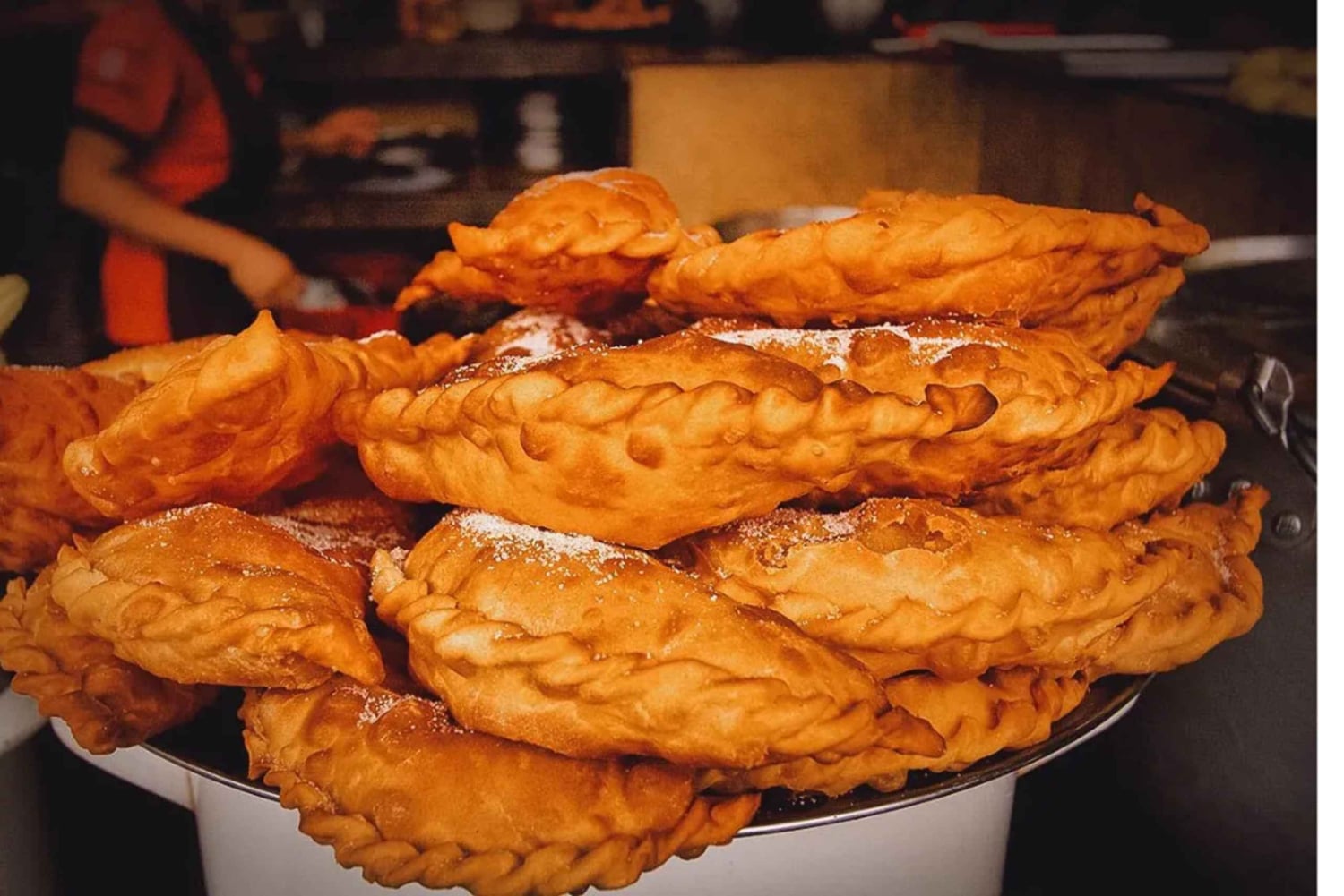 Iltaretki Quitossa: siirtomaa-ajan valot ja paikallinen elämä