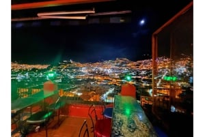 Abendliche Tour in Quito: Koloniale Lichter & lokales Leben
