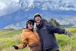 Au départ de Baños, excursion à vélo et randonnée au volcan Chimborazo et déjeuner