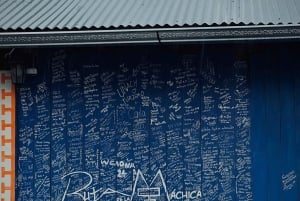 Från Quito: Mitad del Mundo, monument, solmuseet och krater