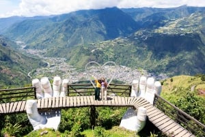 From Quito: Baños, Pailón del Diablo, Manos de Dios Day Trip