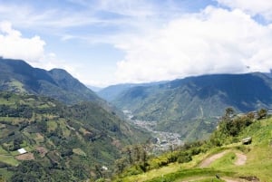 Z Quito: Baños, Pailón del Diablo, Manos de Dios - 1-dniowa wycieczka