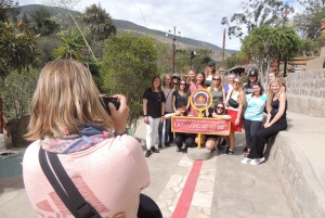 Desde Quito: Teleférico, Museo Intiñan y recorrido por el centro colonial.