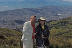 Desde Quito: Teleférico, Museo Intiñan y recorrido por el centro colonial.