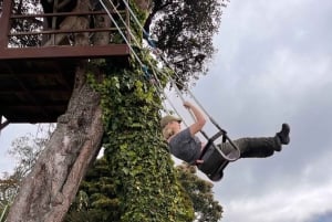 コトパクシとバニョスへのオールインクルーシブ・キト日帰りツアー
