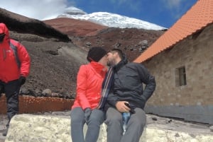 From Quito: Cotopaxi Volcano and Colonial Hacienda Day Trip