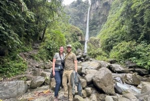 From Quito: Explore Cotopaxi and Baños in one day