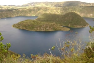Desde Quito: Visita Compartida al Mercado Indio de Otavalo y la Granja de Rosas