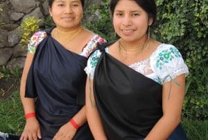 Från Quito: Otavalo Indian Market och Rose Farm delad tur