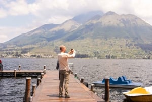 Von Quito aus: Otavalo-Ponchos-Platz-Peguche-Wasserfall-Museum