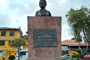 From Quito: Pululahua Crater + Calacalí (Carlota Jaramillo)