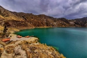 Von Quito aus: Quilotoa Krater Tagestour mit Marktbesuch