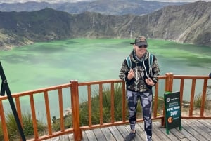 Desde Quito: Tour de día completo por la laguna del Quilotoa con almuerzo