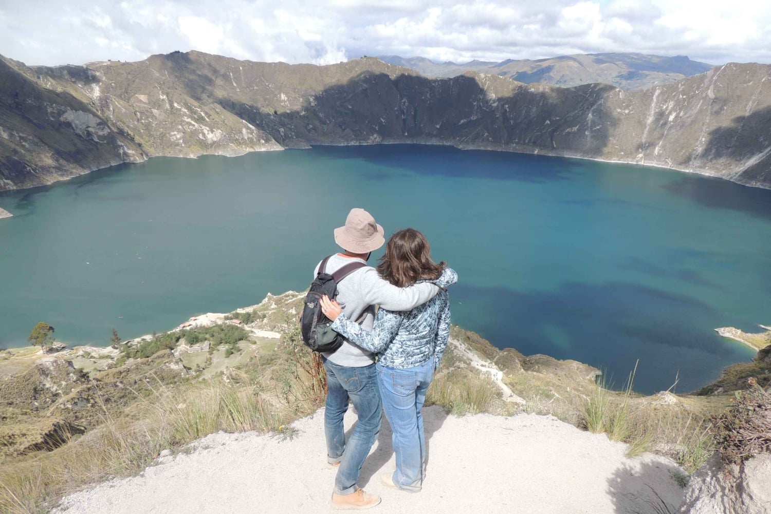 من كيتو: جولة خاصة إلى بحيرة كويلوتوا مع النقل والغداء