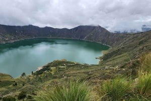 Heldag i Laguna Quilotoa: natur och andinsk kultur