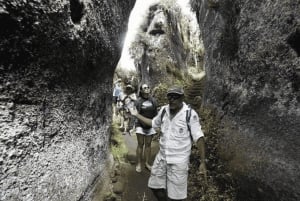 Полнодневная экскурсия на остров Флореана и в пещеру пиратов