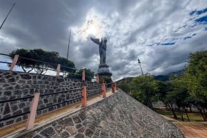 Quito in un giorno: Mitad del Mundo, funivia, centro storico